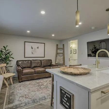 Aspen Condo With Mountain Views And Ski Access!